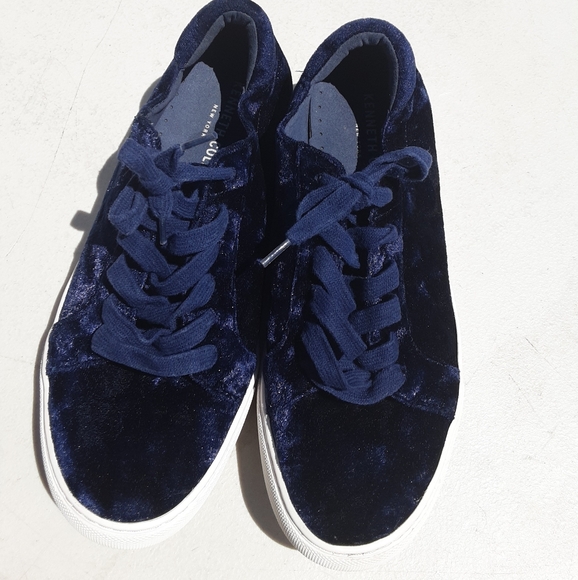 Kenneth Cole - Picture 5 of 6